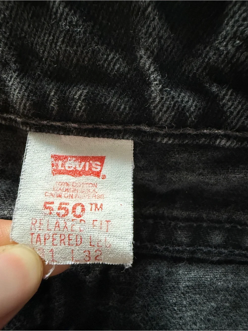 Vintage Levi’s 550 Jorts - Picture 4 of 6